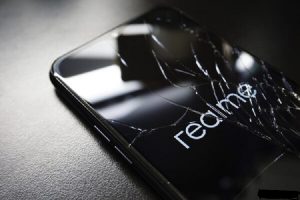 thay mặt kính realme bình dương